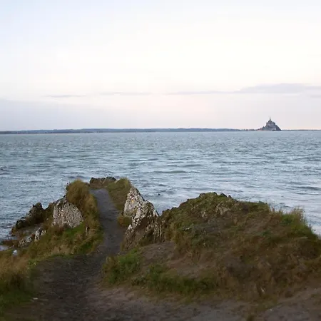 Charmante Maison De Pecheur En Baie Du Mont Saint Michel *