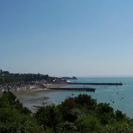 Charmante Maison De Pecheur En Baie Du Mont Saint Michel * Genêts