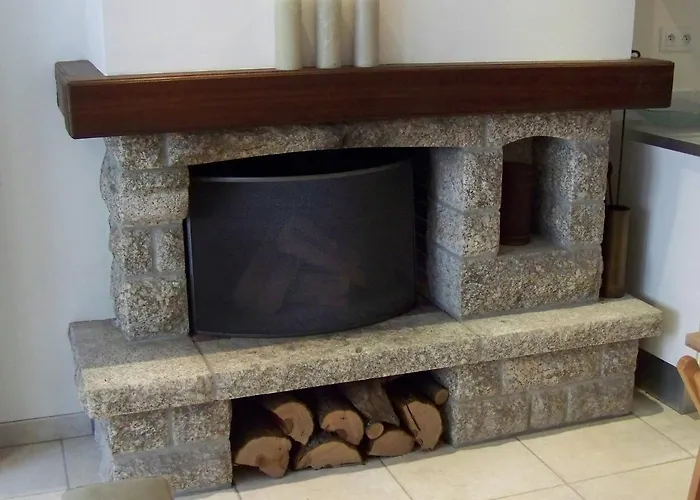 Charmante Maison De Pecheur En Baie Du Mont Saint Michel * Genêts