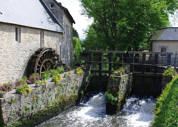 Charmante Maison De Pecheur En Baie Du Mont Saint Michel Genêts